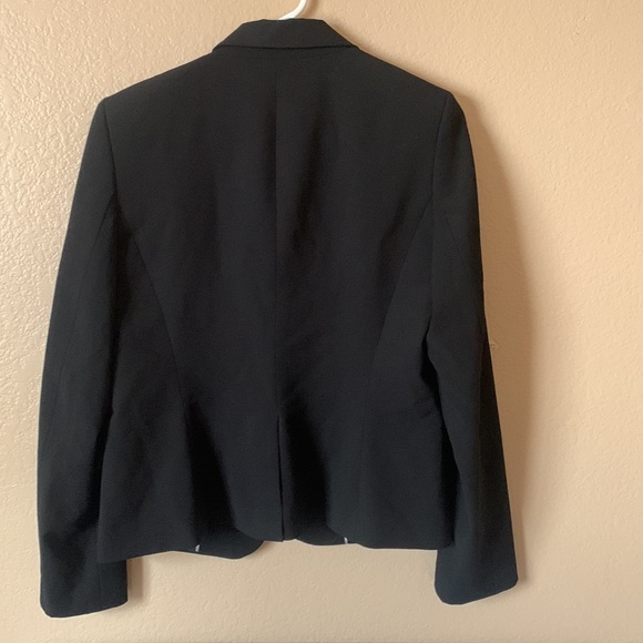 Calvin Klein 2 Button Fitted Blazer, Medium - Picture 6 of 7